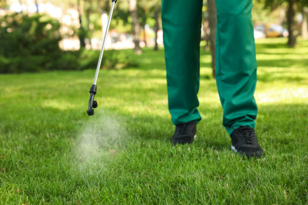 Best Commercial Pest Control Services  in Columbus, WI